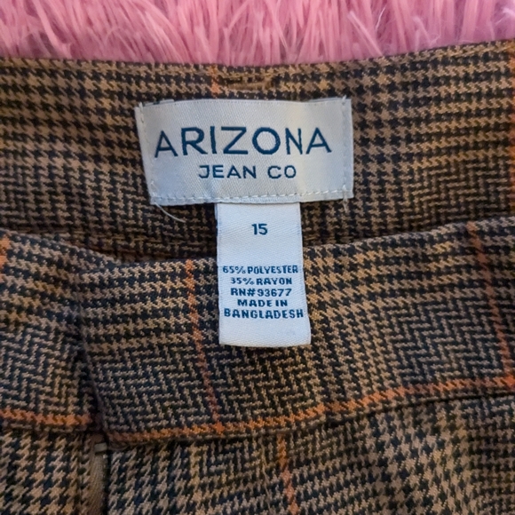 Capri slacks, Arizona, tan plaid large - Picture 2 of 3
